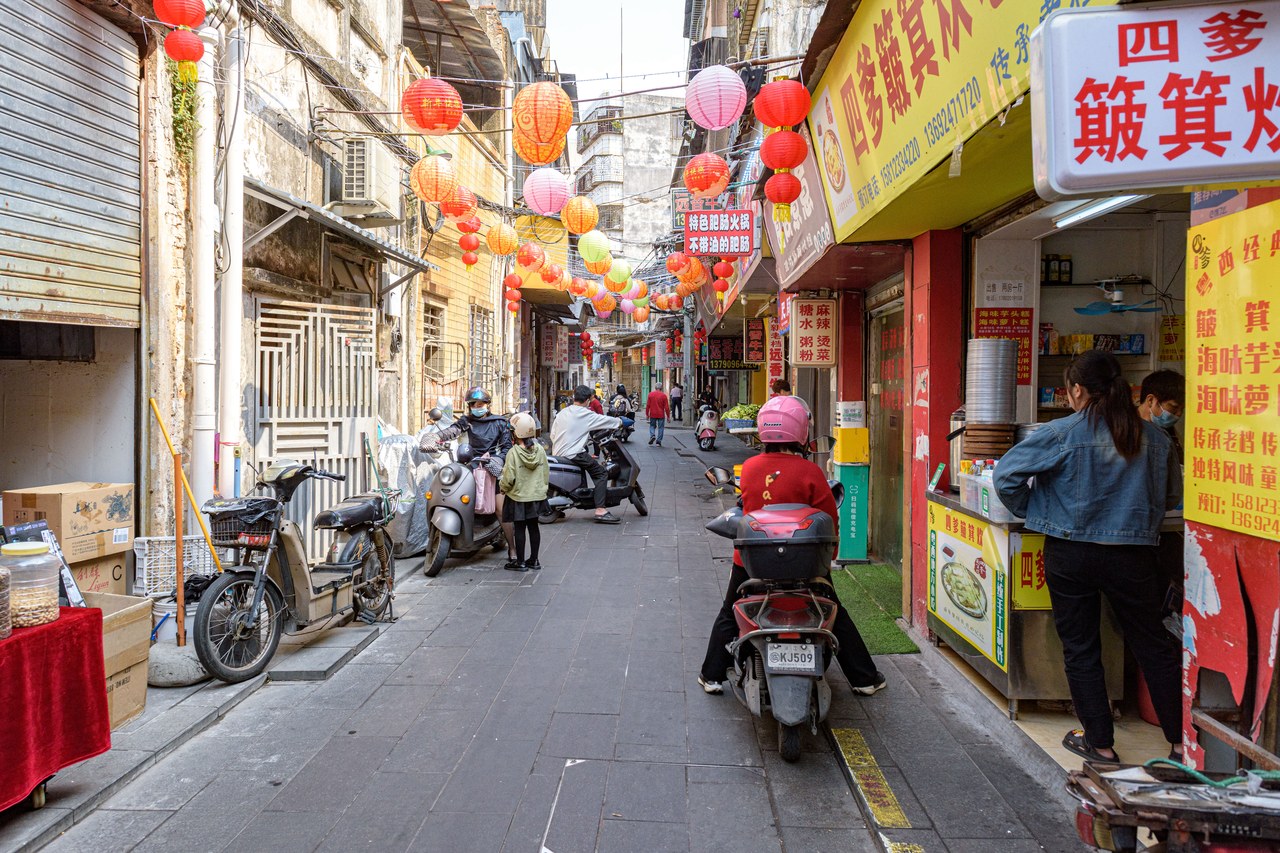 Small shops and lanterns along Zhongxing Street in Chikan, Zhanjiang